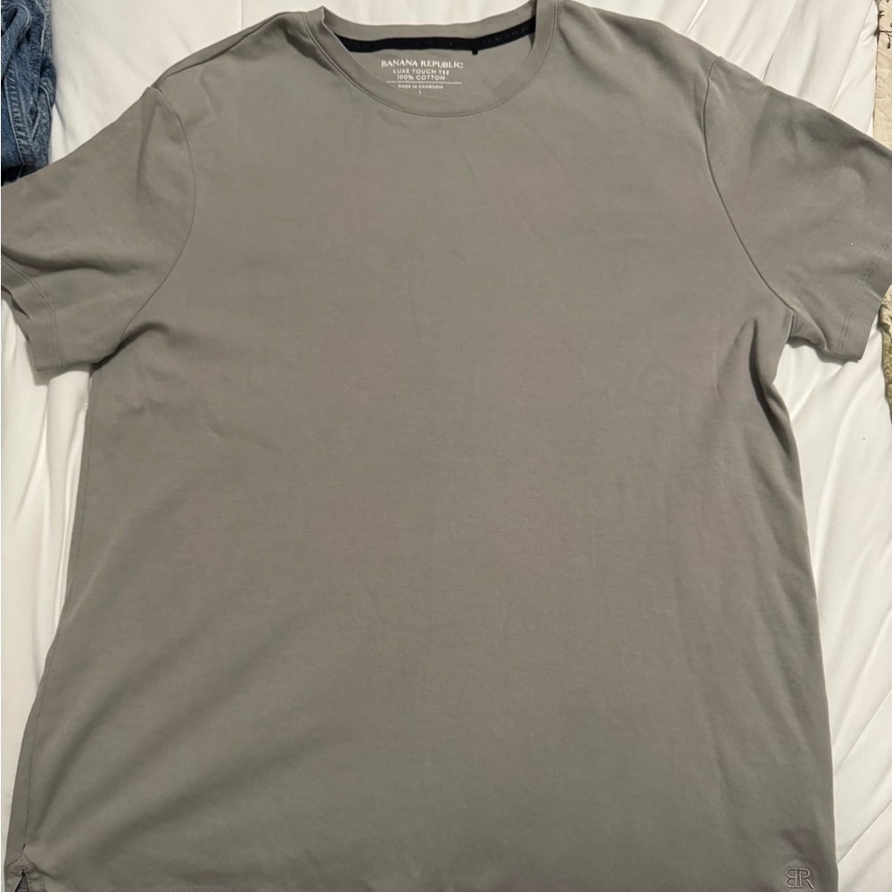 Banana Republic Men's Gray Short Sleeve Tee